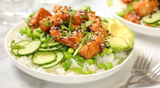 What to Eat with Teriyaki Salmon